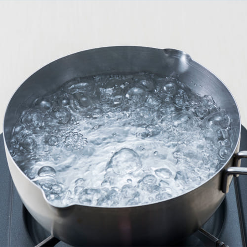 水道水は沸騰させて残留塩素抜きを行うと安全に飲める 煮沸の方法や注意点 安心 安全な富士山麓の天然水を使用したウォーターサーバー 宅配水 ウォーターサーバーのうるのん 公式